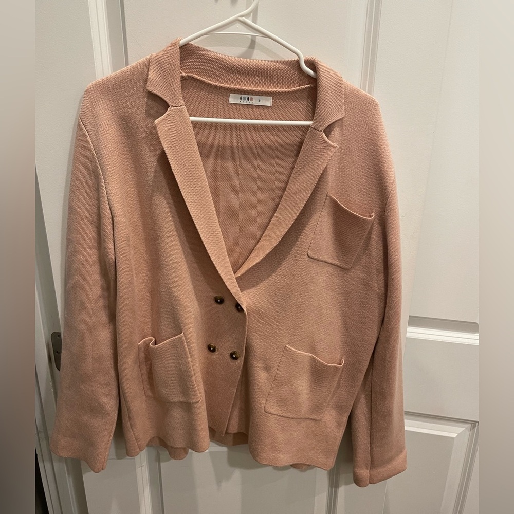 Elegant Women's Pink Cardigan